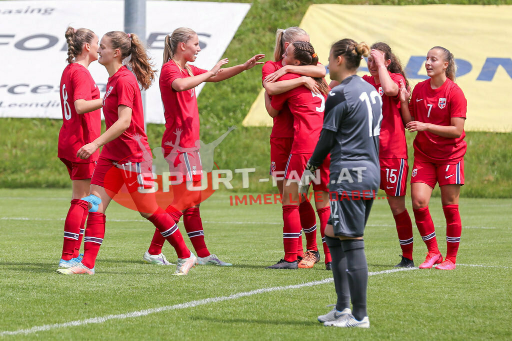 Norwegen U19  Bulgarien U19 | Torjubel ; Norwegen U19  Bulgarien U19 am 13.05.2022 in Wels
(Huber Arena), AUSTRIA, (Photo by Ernst Krawagner sport-fan.at) - Realisiert mit Pictrs.com