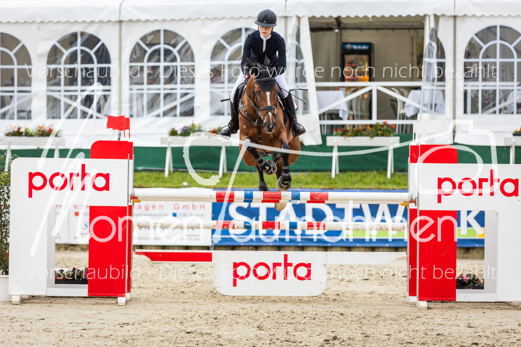 BHO-2PhSpr-M-322 | MomenTaufnahmen Pferdesportfotos