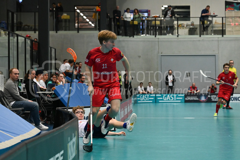 Switzerland B U19 vs Finland U19 - 2. February 2024 | Switzerland B U19 vs Finland U19
U19 Men International Matches in Switzerland
GoEasy Arena, Siggenthal Station
Switzerland forward #11 Andrin Möckli.
Credit: Markus Aeschimann | <a href="https://www.markus-aeschimann.ch">Sportfotografie Markus Aeschimann</a> | <a href="https://www.instagram.com/sportfotografie.aeschimann">@sportfotografie.aeschimann</a> - Realisiert mit Pictrs.com