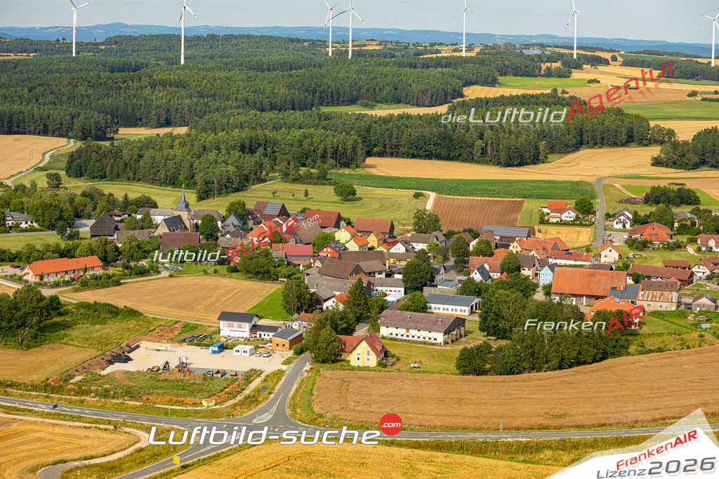 Das Luftbild zeigt : Modschiedel Weismain - Die Luftaufnahme wurde 2024 vom UL-Flugzeug aus erstellt ( keine Drohne ) - Hochauflösende Luftaufnahme - Für grossformatige Ausdrucke geeignet. Die Geschenkidee !Mit Lizenz und Bildrechte bestellbar