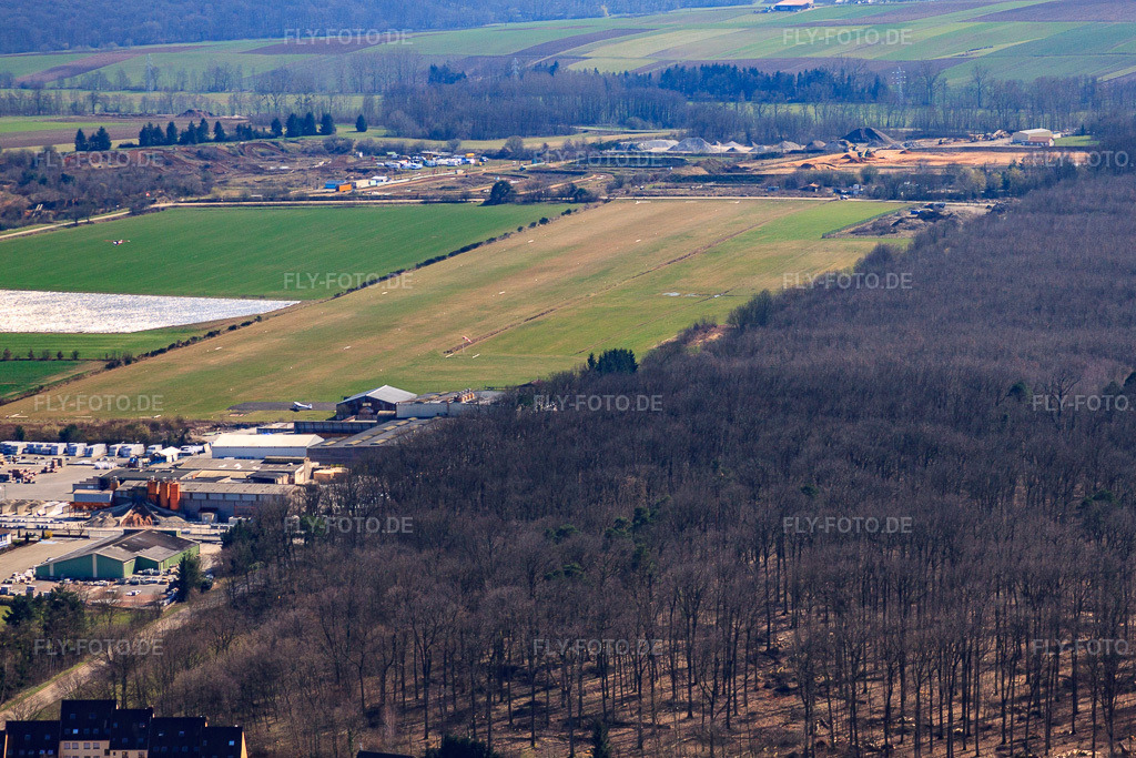 Luftbild: Aérodrome de Saverne-Steinbourg in Steinbourg im Bundesland Bas-Rhin in Frankreich. – Foto: IMG_38554.jpg vom 20.03.2011 durch Werner Riehm/FLY-FOTO.de – Auflösung des Originals: 4604 x 3069 px – ACS67.FREE.FR/