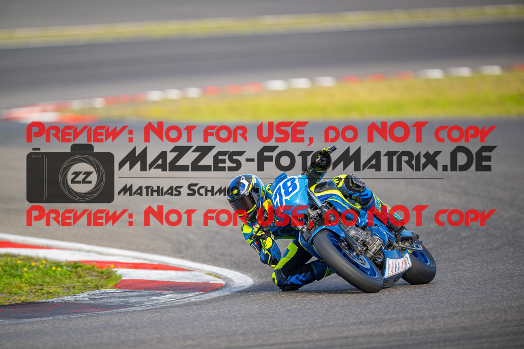 MaZZes-Fotomatrix-20260904-629080 | TWIN
