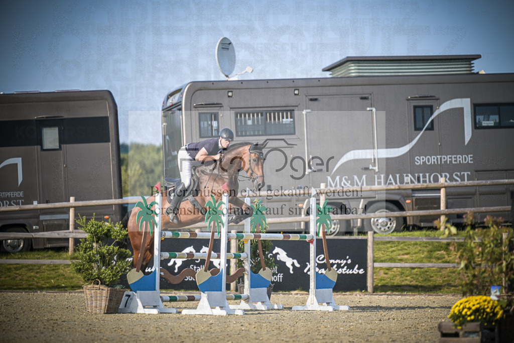 DOS_1524 | Entdecke hochwertige Reitturnierfotos von Foto Oger. Professionell, emotional und authentisch – jetzt Lieblingsmomente im Shop bestellen.Deutschlandweite Turnierfotografie. - Realisiert mit Pictrs.com
