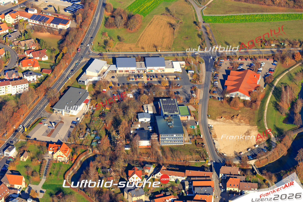 Das Luftbild der Stadt Ebermannstadt wurde 2018 vom Flugzeug heraus erstellt (keine Drohne) Aufnahmehöhe ca.400 Meter- hohe Auflösung für beste Druck-Qualität