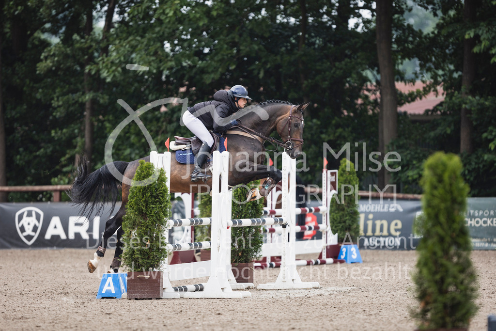 250610_Mühlen_SprPf-A2-215 | Deine schönsten Turniermomente als professionelle Fotos! Entdecke hochwertige Pferdesport-Fotografie im Online-Shop. Jetzt Fotos finden & bestellen!