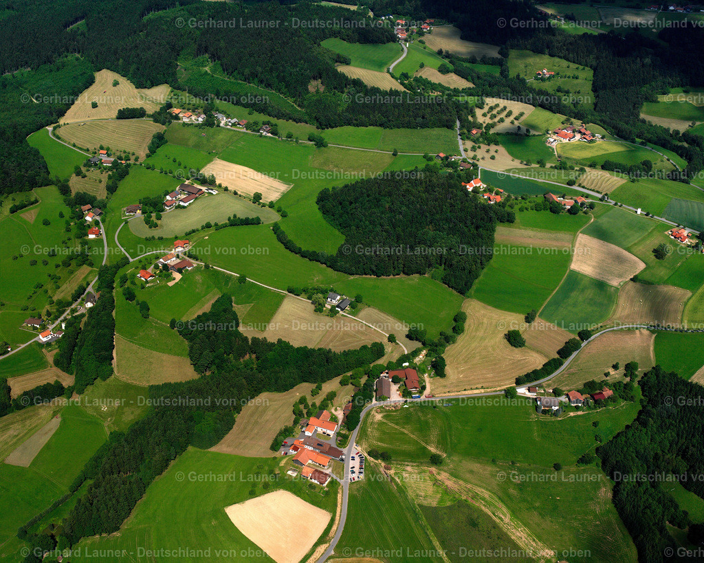 2519503 | Starzenberg, Hunderdorf