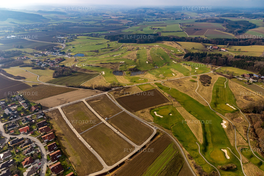 Luftbild: Golfclub Bella Vista im Ortsteil Aunham in Bad Birnbach im Bundesland Bayern in Deutschland. Foto: IMG_095988.jpg vom 29.12.2016 durch Werner Riehm/FLY-FOTO.de