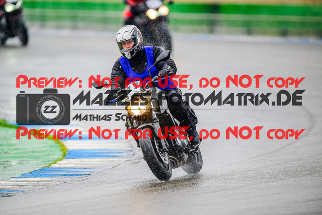 MaZZes_FotoMatrix_240521_6007705_5768 | INST