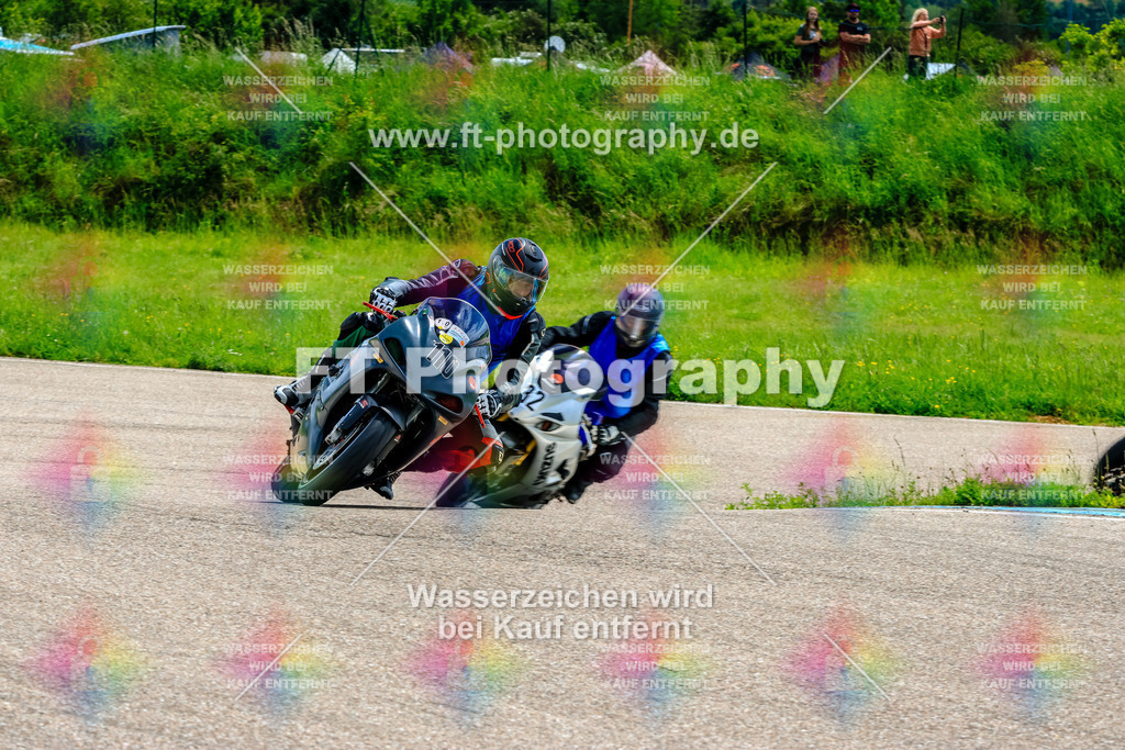 MotoTeam-9940 | Hier findet Ihr Bilder von Touristenfahrten auf der Nürburgring Nordschleife oder von anderen Veranstaltungen die ich besucht habe. Viel Spass beim Durch Schauen 