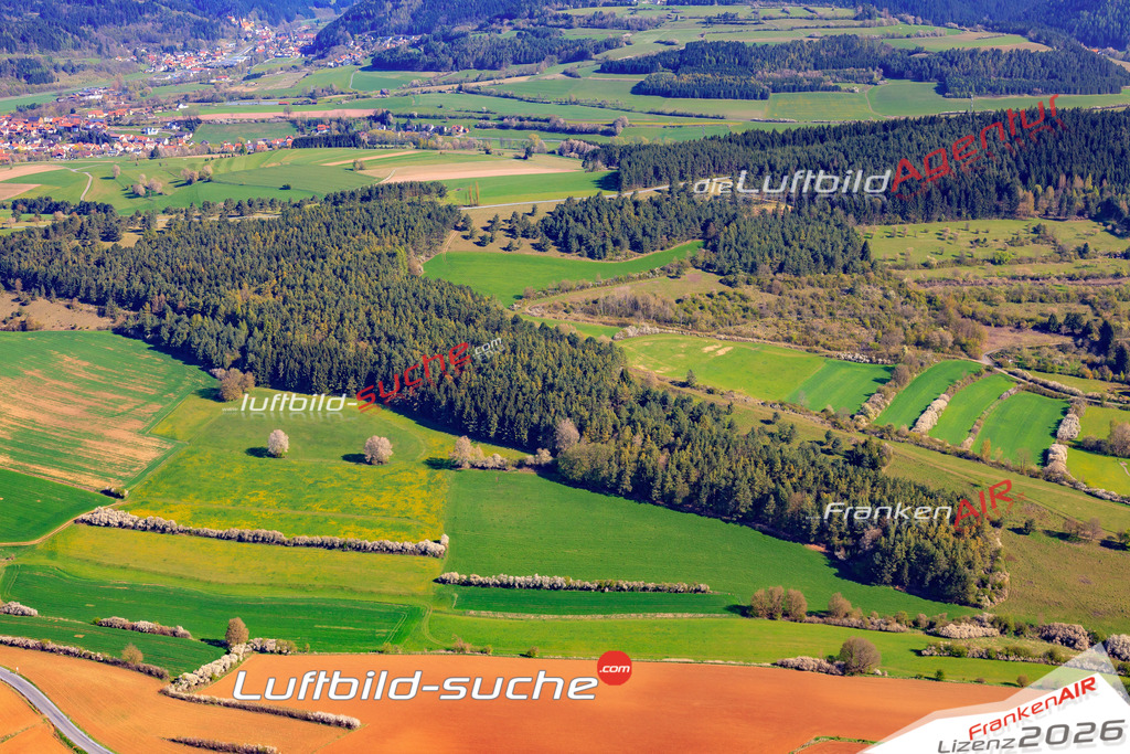 Die Luftaufnahme der Stadt Marktrodach wurde 2017 vom Flugzeug heraus erstellt ( keine Drohne )- hohe Auflösung für beste Qualität