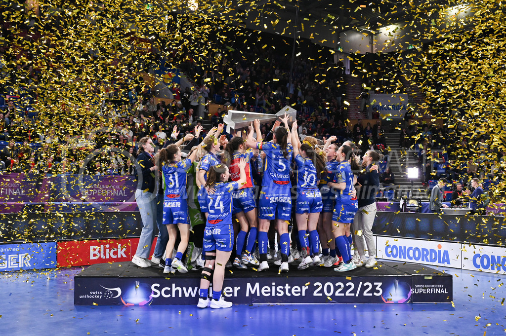 Kloten-Dietlikon Jets vs Skorpion Emmental Zollbrück - 15. April 2023 | 15.04.2023, Kloten, stimo arena, Swiss Unihockey Superfinal Frauen: Kloten-Dietlikon Jets - UHV Skorpion Emmental, Die Kloten-Dietlikon Jets sind Schweizer Meister 2022/23. - Realisiert mit Pictrs.com