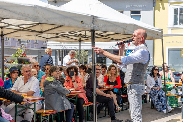 Muttertagsfeier am Hauptplatz in Feldkirchen | Bildershop von pixelworld.at - Realisiert mit Pictrs.com