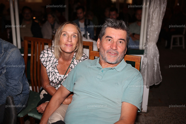 Modern Stockings beim Kreuzwirt | Bildershop von pixelworld.at - Realisiert mit Pictrs.com