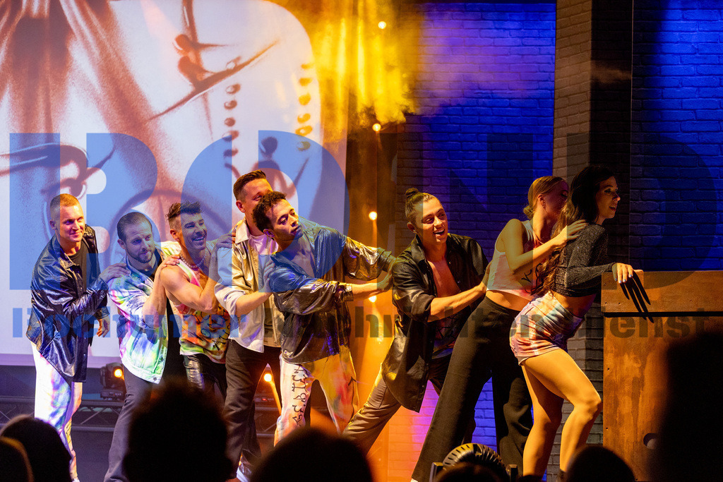 SES_VARECE20250907-69 | bond - Realisiert mit Pictrs.com