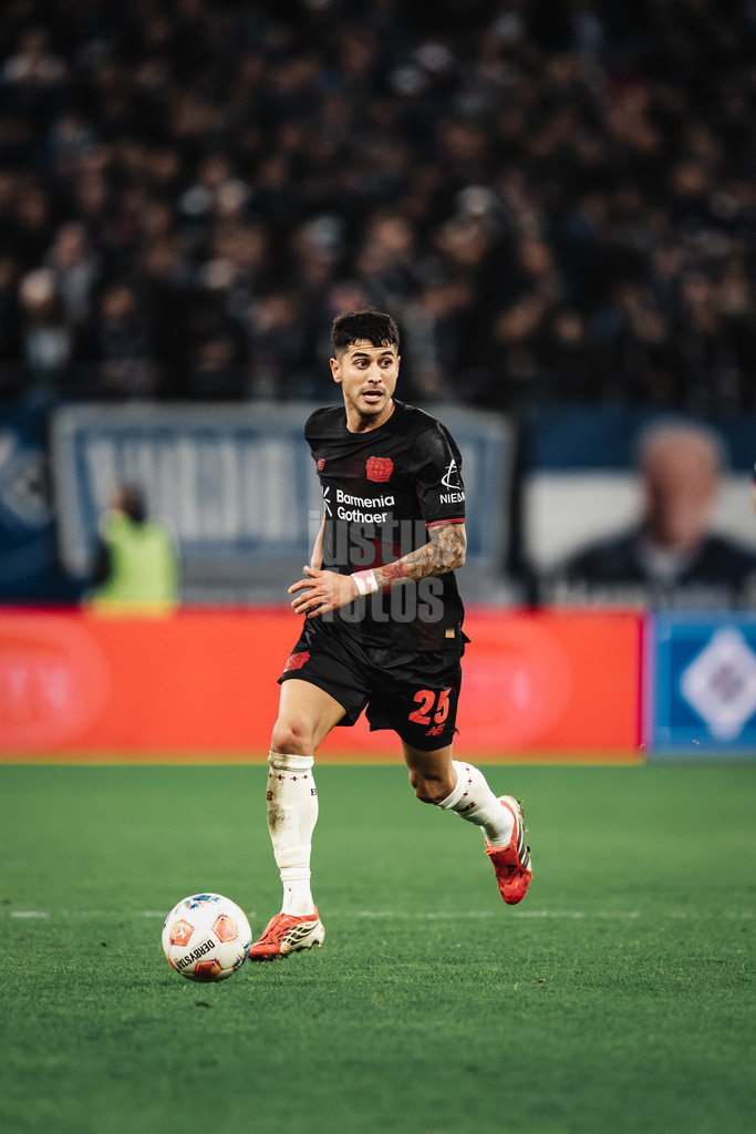 Fußball | Männer | Saison 2025/2026 | 1. Fußball-Bundesliga | 17. Spieltag | Hamburger SV vs. Bayer 04 Leverkusen | 04.03.2026 | Exequiel Palacios (#25, Bayer 04 Leverkusen)