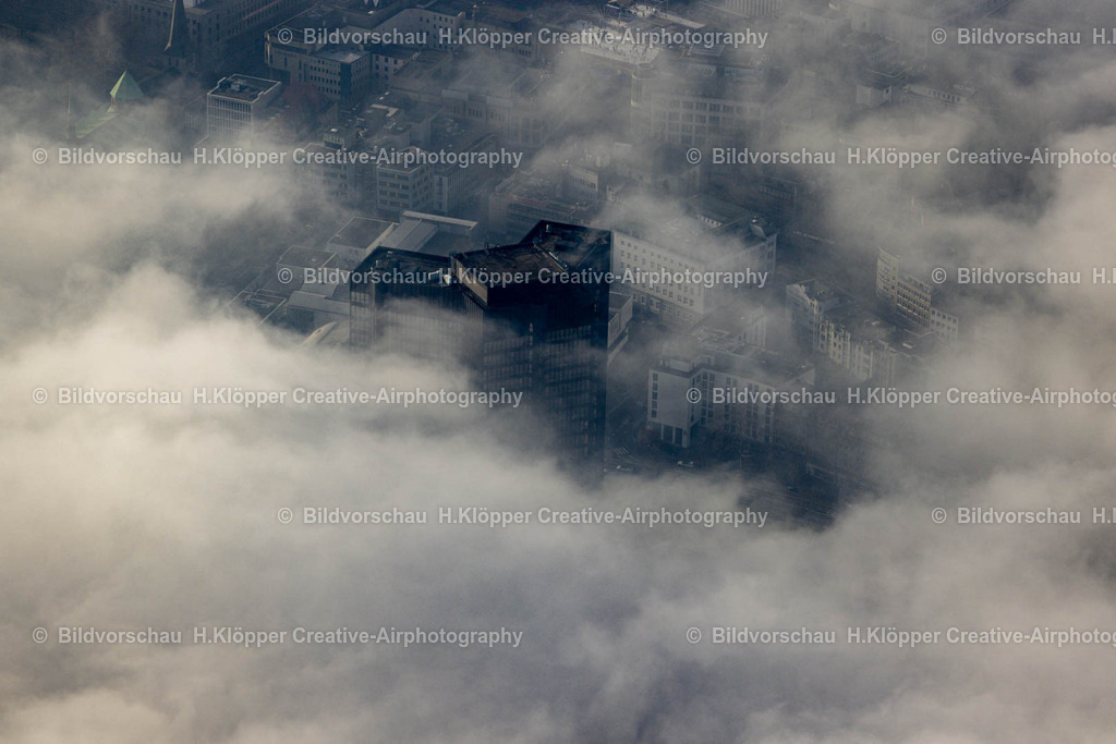 Luftbild Essen-8633 | Luftbildfotografie Hochhaus- Gebäude der Stadtverwaltung - Rathaus am Porscheplatz in Essen im Bundesland Nordrhein-Westfalen, Deutschland - Realisiert mit Pictrs.com