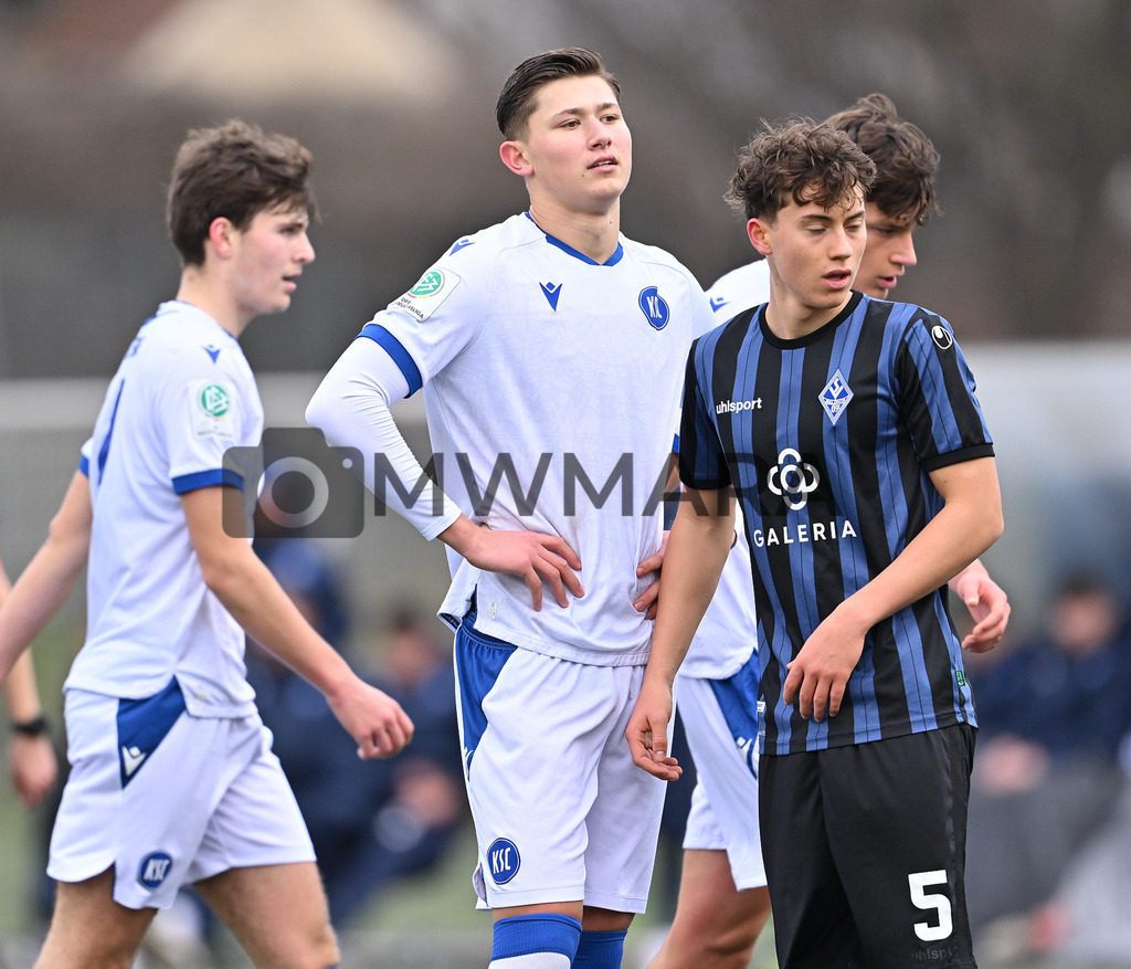 Fussball I Herren I Saison 2025-2026 I Bundesliga I 6. Spieltag I Eintracht Frankfurt - FC Bayern München  | MWMARA - Realisiert mit Pictrs.com