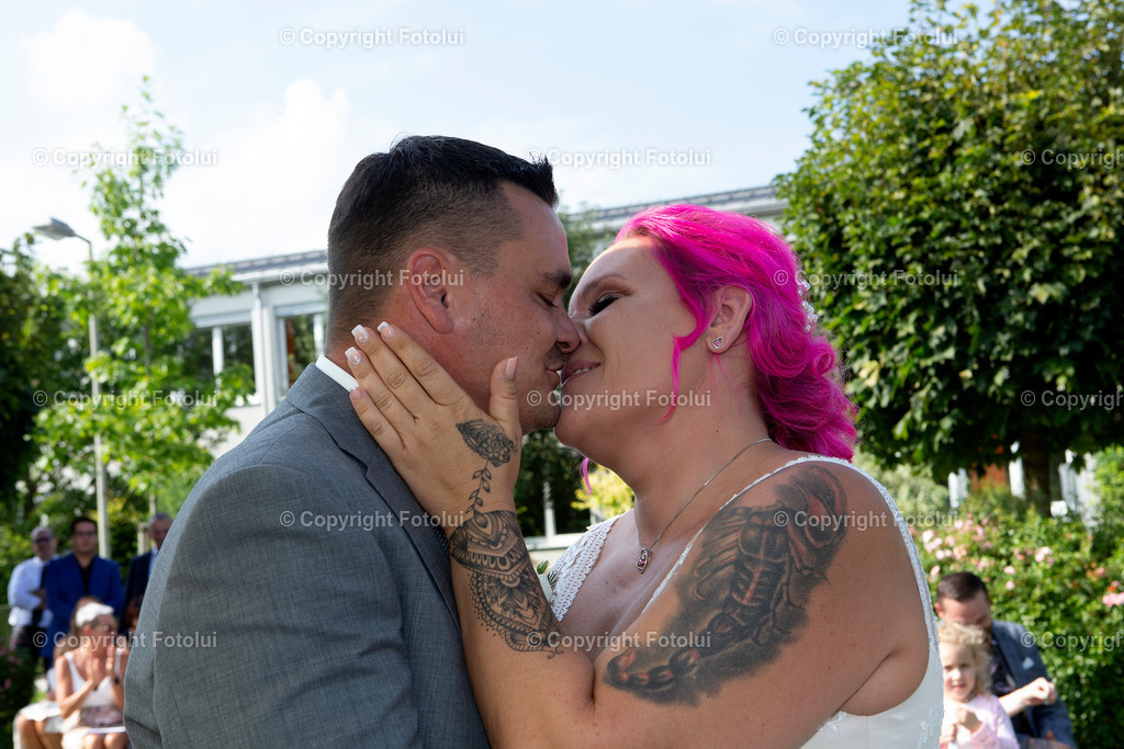 KERSTINFREDYHOCHZEIT_260822_110 | bilder, linz, photo, foto, fussball, sport, fotolui, bundesliga