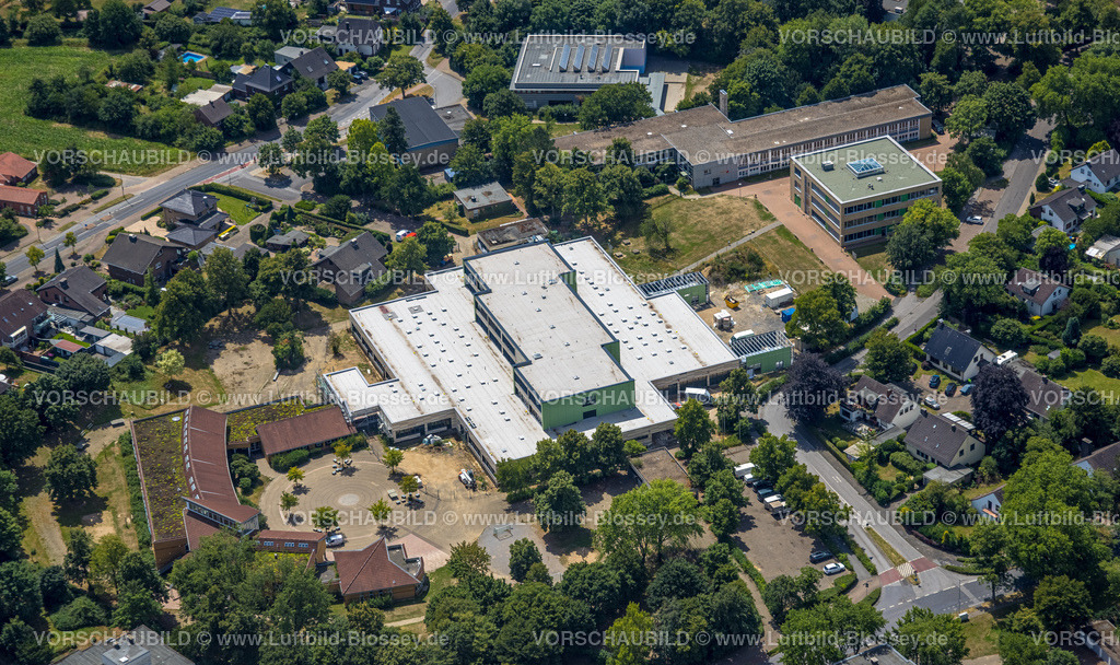 Voerde220703093 | Luftbild, Schulzentrum Voerde Süd, Realschule und Comenius Gesamtschule, Voerde, Voerde, Ruhrgebiet, Nordrhein-Westfalen, Deutschland