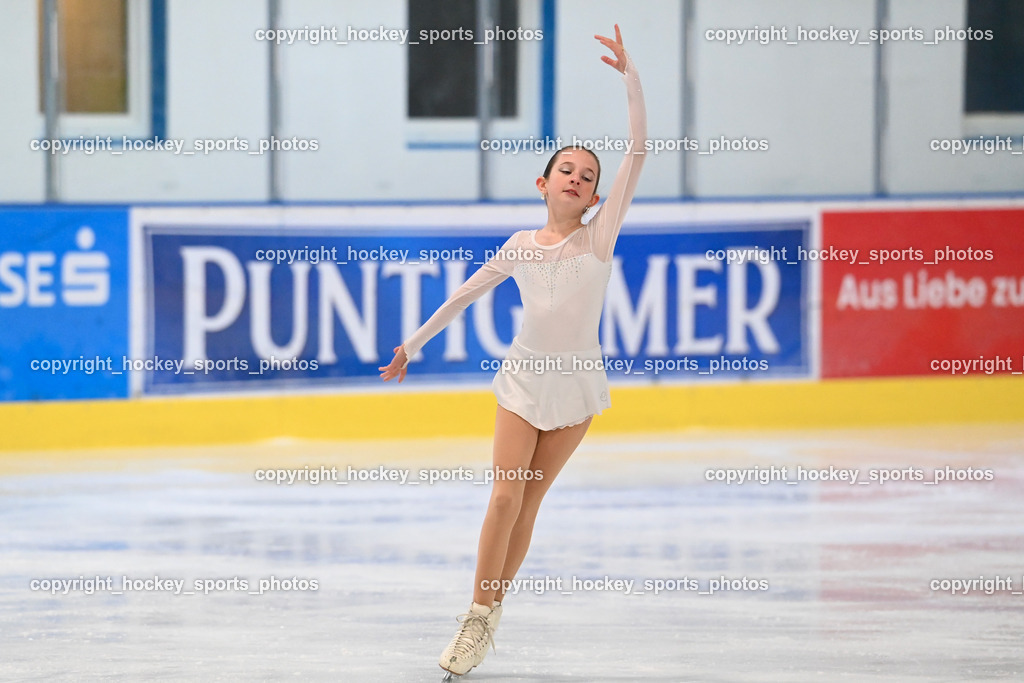 Ossiachersee Pirouette ESC Steindorf 31.3.2024 | Ossiachersee Pirouette ESC Steindorf 31.3.2024, Ossiachersee Pirouette ESC Steindorf am 31.03.2024 in Steindorf (Ossiachersee Halle), Austria, (Photo by Bernd Stefan)