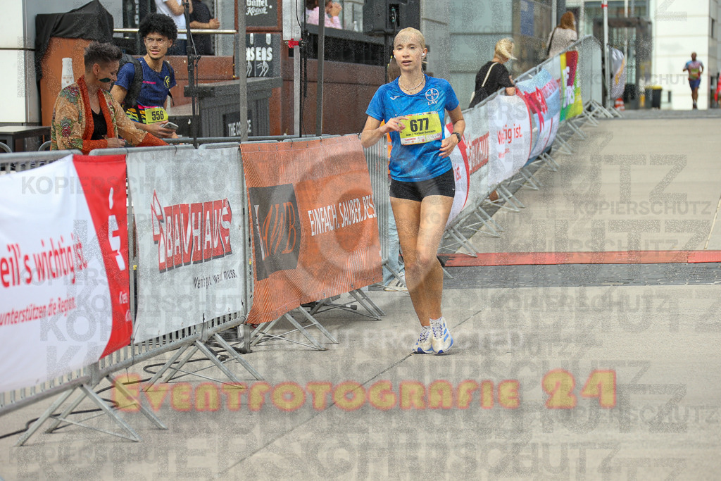 250920_1325_EX1_4437 | Sportfotografie im Rhein-Sieg Kreis, Köln, Bonn, NRW, Rheinland Pfalz, Hessen, etc. Unser Tätigkeitsfeld umfasst den Laufsport vom Volkslauf über den Marathon, Duathlon, Triathon bis zum Ultralauf wie Kölnpfad Ultra oder Schindertrail.