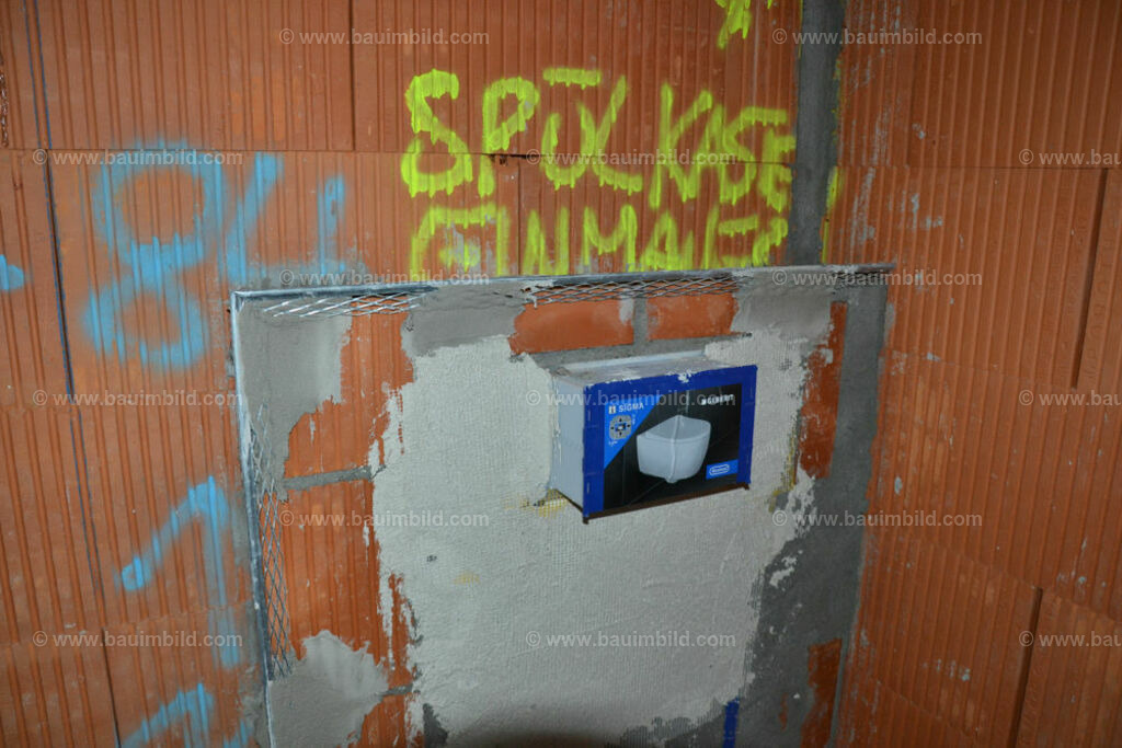 bib-lg18-putzarbeiten-0015 | Nach LV-Leistungsgruppen sortierte Detailfotos über den Bau eines Hauses. Alle Hausbau-Bilder direkt vom Urheber und Autor der Website Haus-Selber-Bauen.com