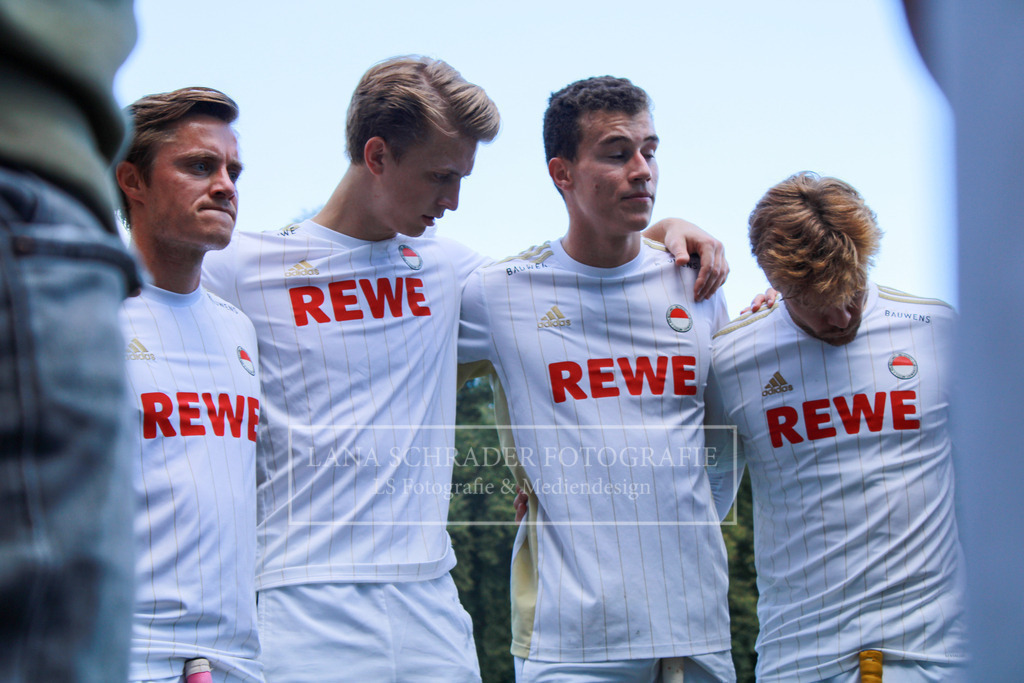 Rot - Weiß Köln - Münchner SC 25.09.22-01 | lanaschraderfotografie - Realisiert mit Pictrs.com