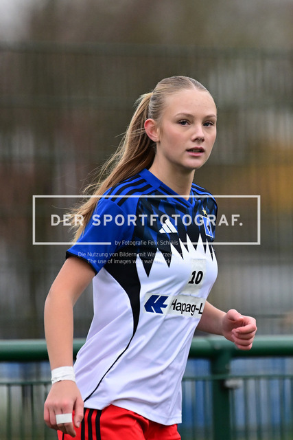 Fußball I Juniorinnen I Saison 2025-2026 I Regionalliga Nord I 7. Spieltag I Hamburger SV U17 - SpVg Aurich U17 I 01940 | Der Sportfotograf. - Realisiert mit Pictrs.com