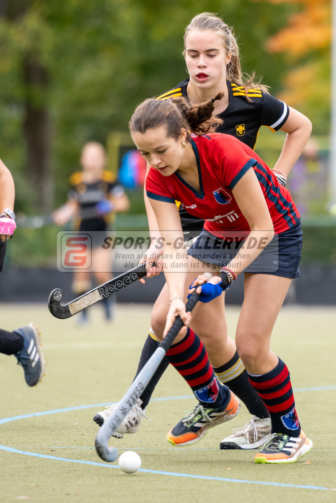SFE_20231022_0105 | Deutsche Meisterschaft Weibliche U16 Finale Berliner HC - Harvestehuder THC am 22.10.2023 in Köln (Düsseldorfer Hockeyclub 1905 e.V.), Photo: Stephan Fehrmann 2023 (Sports-Gallery)