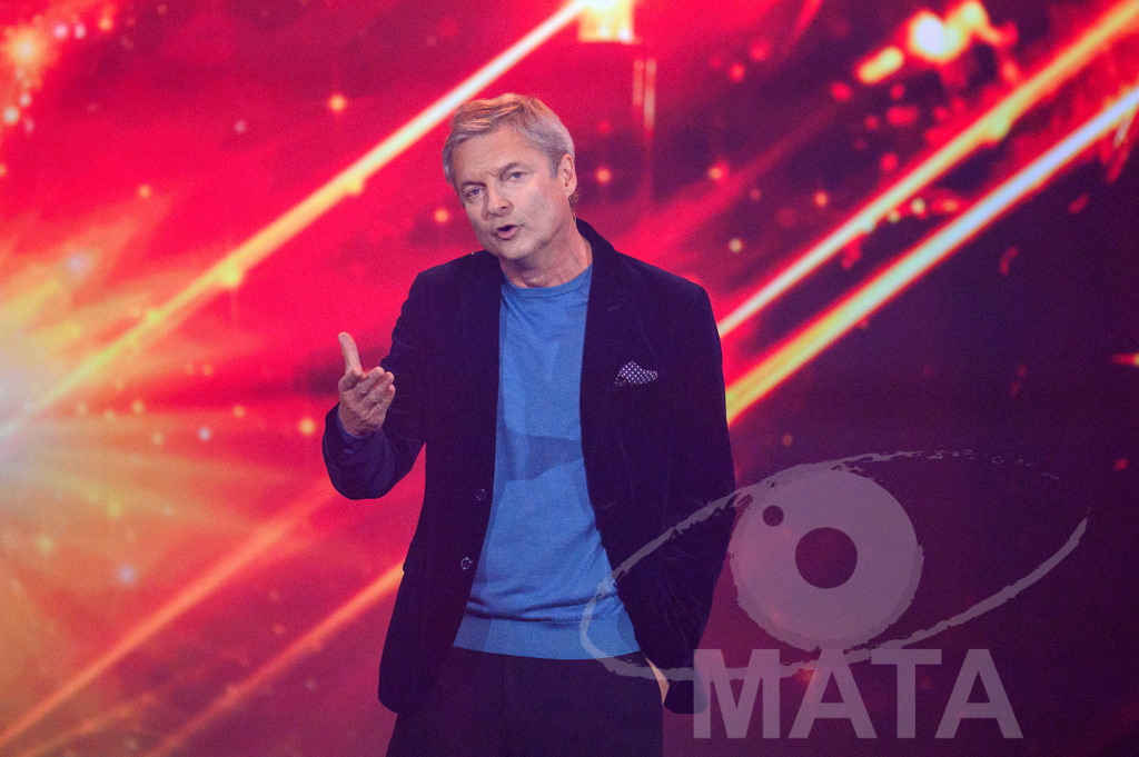 _DWA1648-2 | Österreichischer Kabarettist und Schauspieler Alfred Dorfer bei '30 Jahre Sternstunden-Gala 2023' in der Frankenhalle. Nürnberg, 15.12.2023 - Realisiert mit Pictrs.com