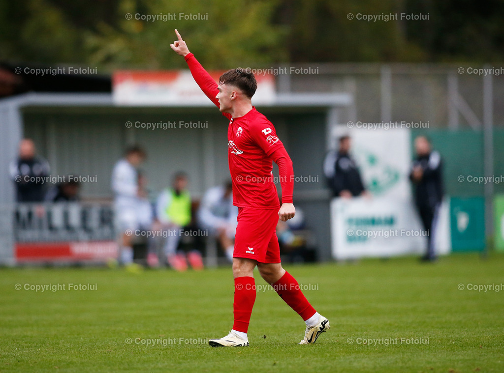 A_LUI_051024_32 | SPORT,FUSSBALL,LL .OST ASKOE OEDT 1B-UFC EFERDING 05.10.2024 IM BILD:TORSCHUETTZE KHAMZAT CHAKAYEV  (OEDT 1B) UND (EFERDING) FOTO:FOTOLUI