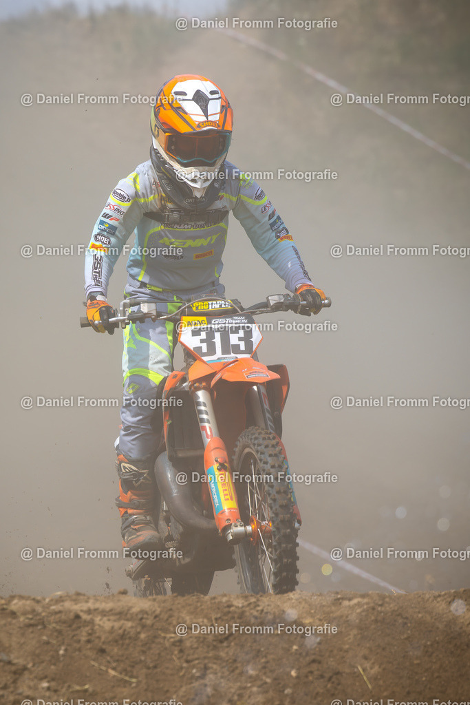 0V8A0072 | DanielFrommFotografie - Realisiert mit Pictrs.com