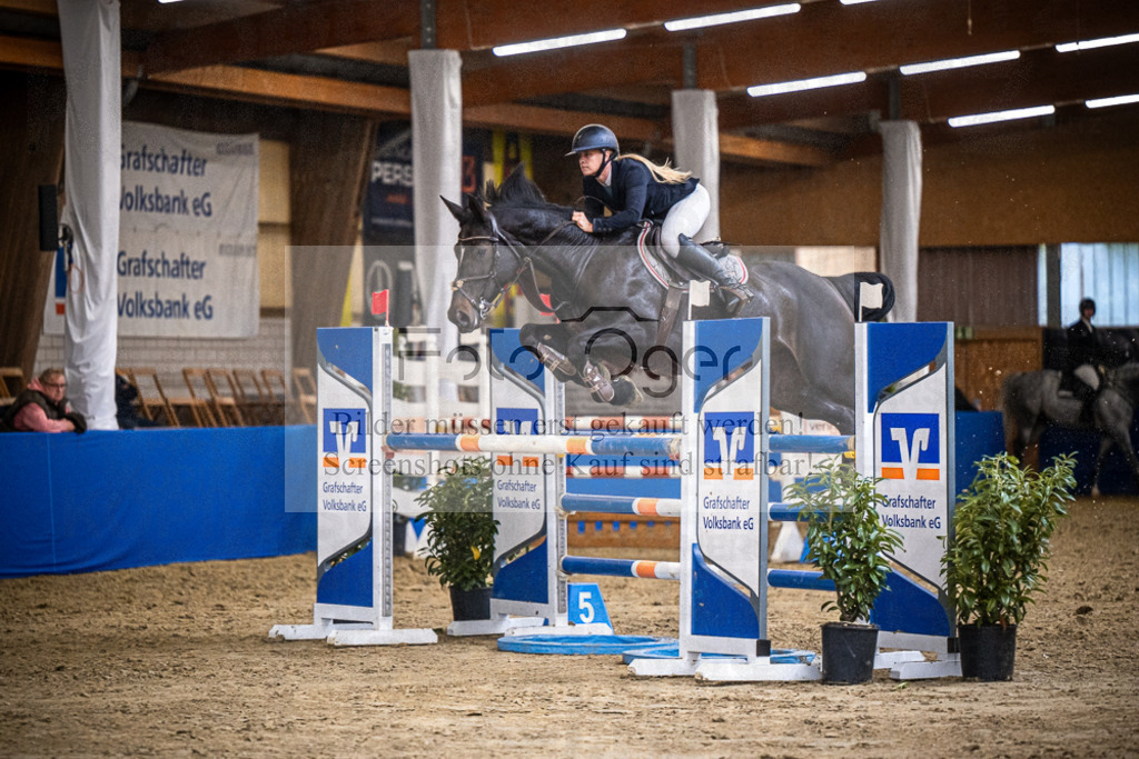 DOS_3535 | Entdecke hochwertige Reitturnierfotos von Foto Oger. Professionell, emotional und authentisch – jetzt Lieblingsmomente im Shop bestellen.Deutschlandweite Turnierfotografie. - Realisiert mit Pictrs.com