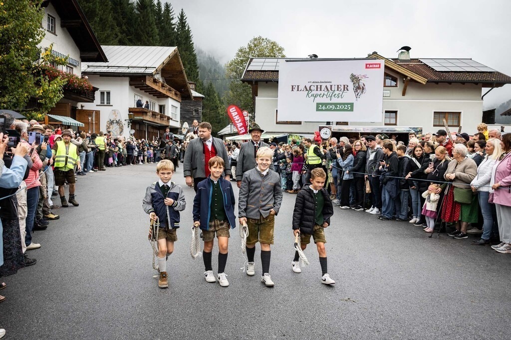 Rupertifest_Flachau_2k25_Webauflösung-121 | Bildershop Chri Fischbacher - Realisiert mit Pictrs.com