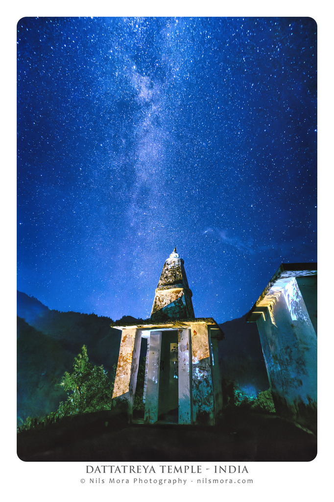 04_Dattatreya_Temple_India | Online shop for print and download versions of my photos: small format, poster, canvas, postcard or even photo cup. - Realisiert mit Pictrs.com