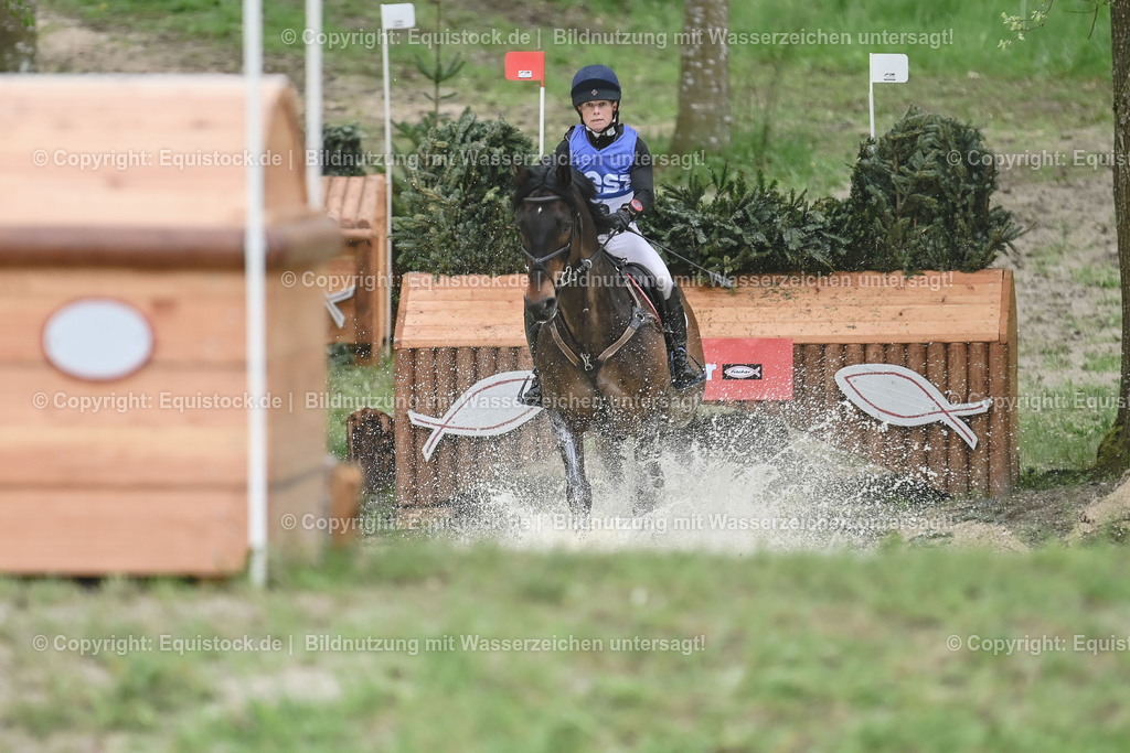 20230513_CCI4_Gelände_0494 | equistock