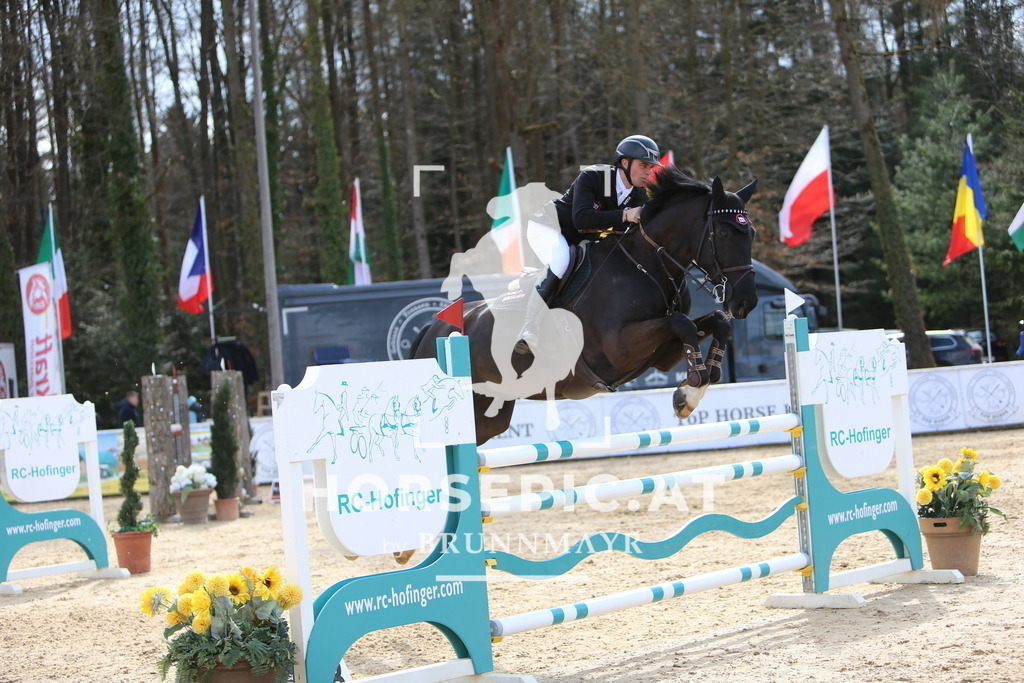 DL2Q0202 | Willkommen bei Brunnmayr - Design & Fotografie – Ihrem Spezialisten für Reitturniere und Pferdeveranstaltungen in Oberösterreich, Salzburg und Bayern! Seit über 17 Jahren sind wir leidenschaftlich dabei.