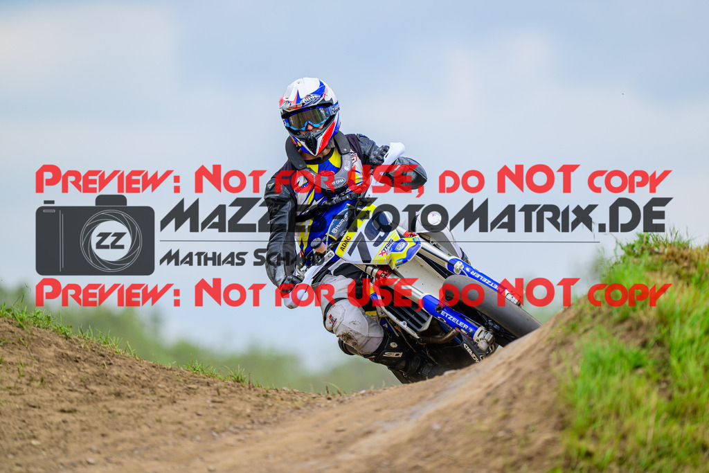 MaZZes_FotoMatrix_240622_6007705_9137 | S4