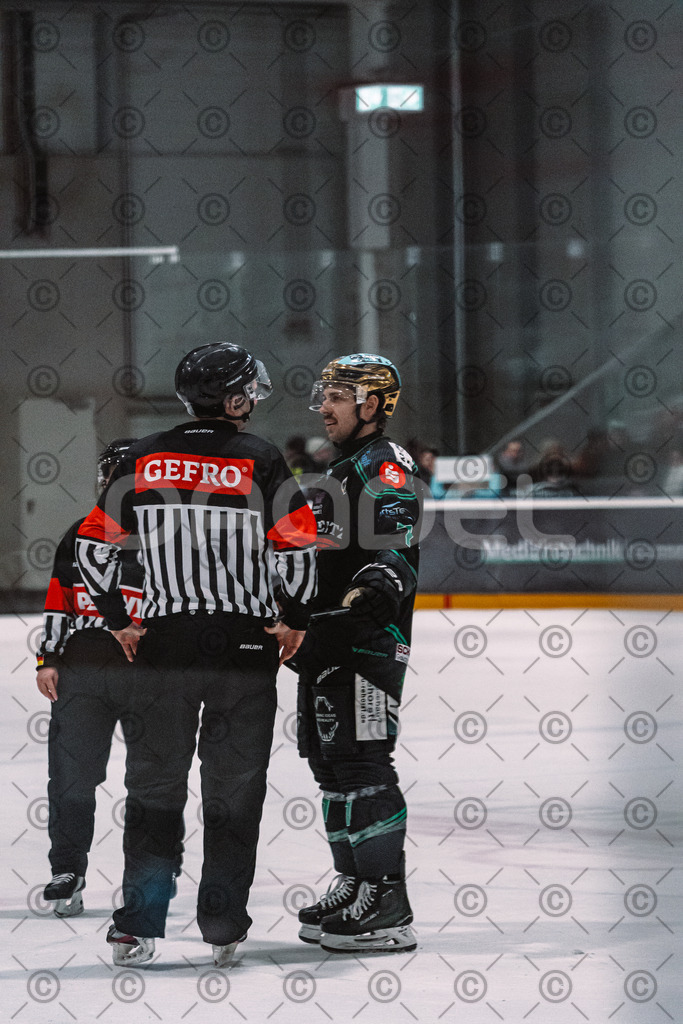 Alligators_vs_Memmingen_09_01_2026-60 | Die Fotogalerie von Daddel: professionelle Bilder von Sport, Events und Unternehmen aus Franken. Jetzt Galerien durchstöbern und Lieblingsfotos bestellen. - Realisiert mit Pictrs.com