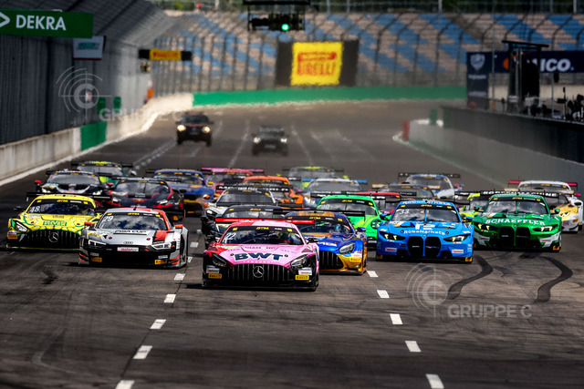 DTM225_052412323905553JS_TU-2 | DTM, 3. + 4. Rennen Lausitzring 2025 - Foto: Gruppe C Photography; #22 Mercedes-AMG GT3, Mercedes-AMG Team Landgraf: Lucas Auer - Realisiert mit Pictrs.com