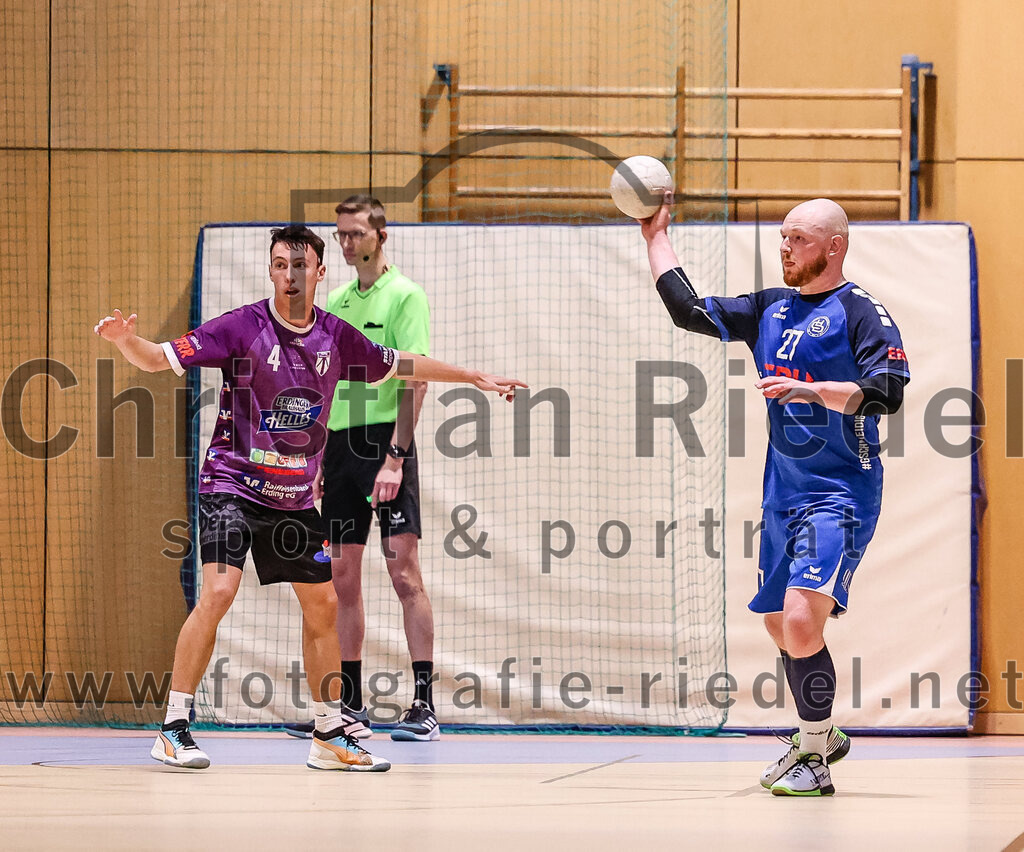 2024-11-09_072_SpVgg_Altenerding_II_gegen_HC_Deggendorf | Erding, Deutschland, 09.11.2024:Handball, Bezirksliga Männer Ost 2024 / 2025, 4. Spieltag, SpVgg Altenerding II gegen HC Deggendorf, Endergebnis: 25:24Foto: Christian Riedel / fotografie-riedel.net