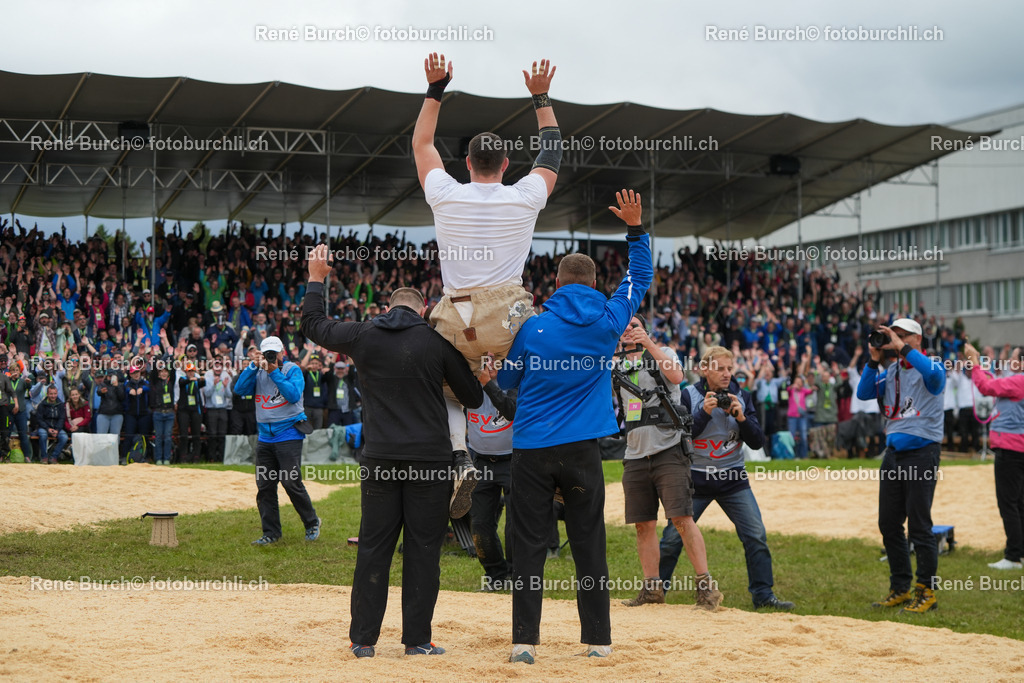 RB_09213 | René Burch leidenschaftlicher Fotograf aus Kerns in Obwalden.  Hier finden sie Sport, Landschaft und Natur Fotografie.
 - Realisiert mit Pictrs.com