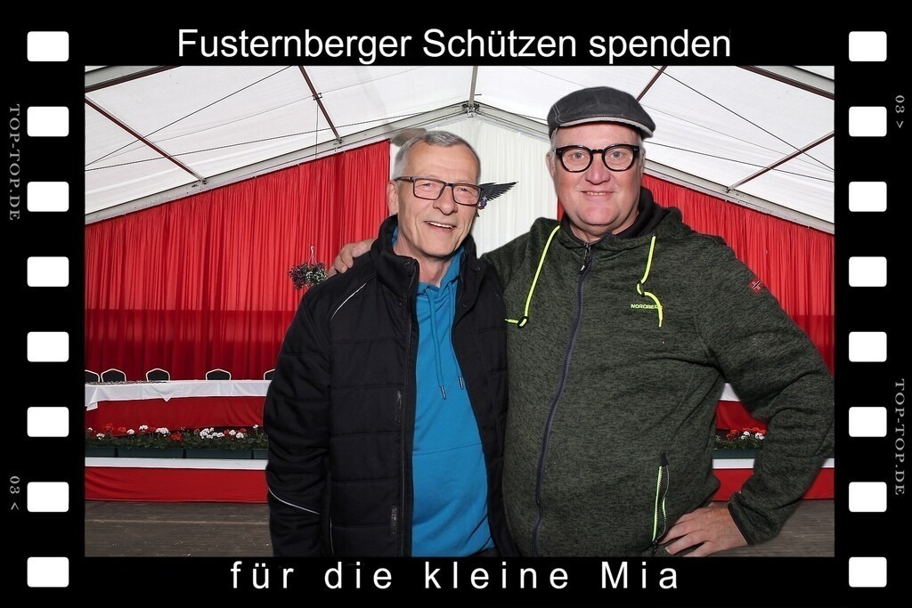 top-top.de 240928-003 | Foto, Video, Fotografie, Videografie, Fotobox, DJ, Discjockey, Musik, Musikbox, Veranstaltung, Photobooth, Amazon, Ebay, Buchtipp, Bestseller, Autor, Verlag, Buch, Wesel, Hamminkeln, NRW, Dinslaken, Rees, Drohne, Hochzeit, Party, Fotobox, Wesel, Fotograf