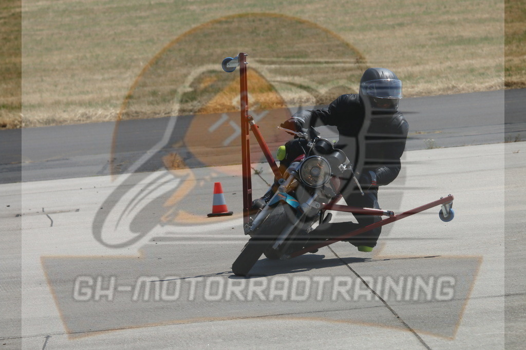 IMG_3076 | gh-motorradtraining-foto.de - Realisiert mit Pictrs.com