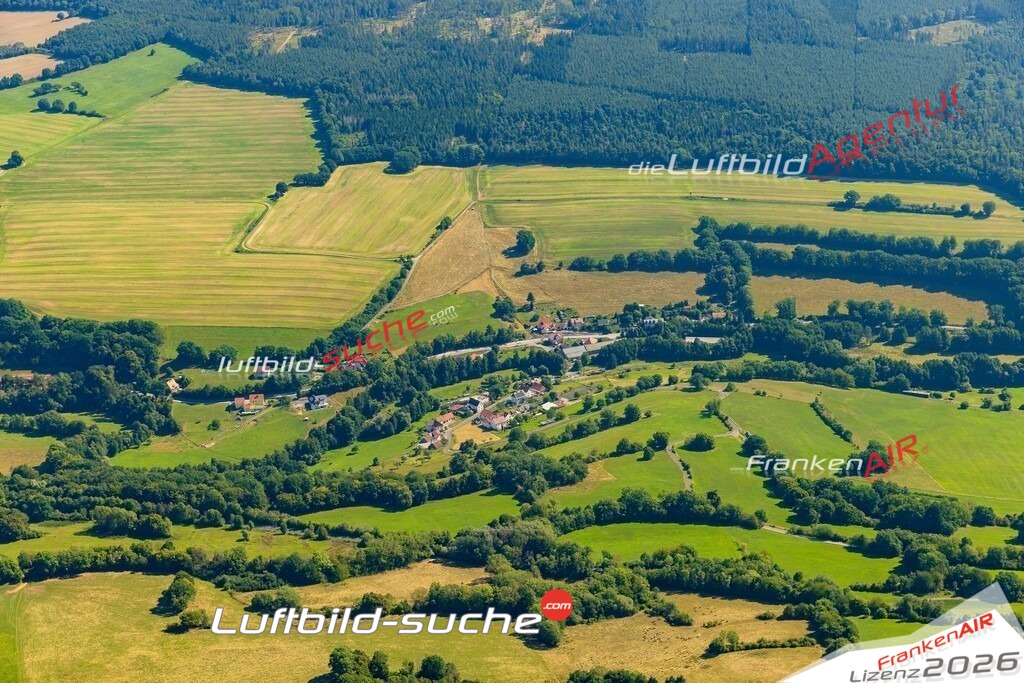 Schöne Luftaufnahme als Geschenk in Willmanns Vacha - Die Luftbildaufnahme wurde 2025 vom UL-Flugzeug heraus erstellt ( keine Drohne ) - Hochauflösende Luftaufnahme -Nicht vergleichbar mit Google Maps oder Satelittenbilder- Die Geschenkidee !Mit Lizenz und Bildrechte bestellbar