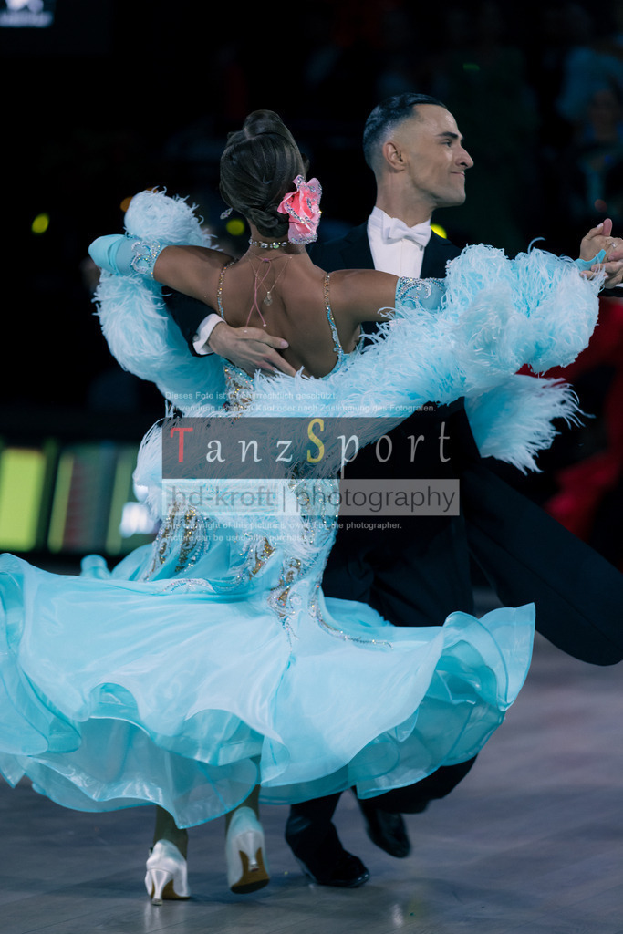 20251101_TGP_5121 | Tanzsportbilder, Standardtanz, Lateintanz, WDSF, DTV, LTVB, dancecomp, goc, hessen tanzt, blaues band der spree, walzer, tango, wiener walzer, slowfox, quickstepp, samba, rumba, cha-cha-cha, paso doble. jive, hd-kroft photography, turniertanzsport