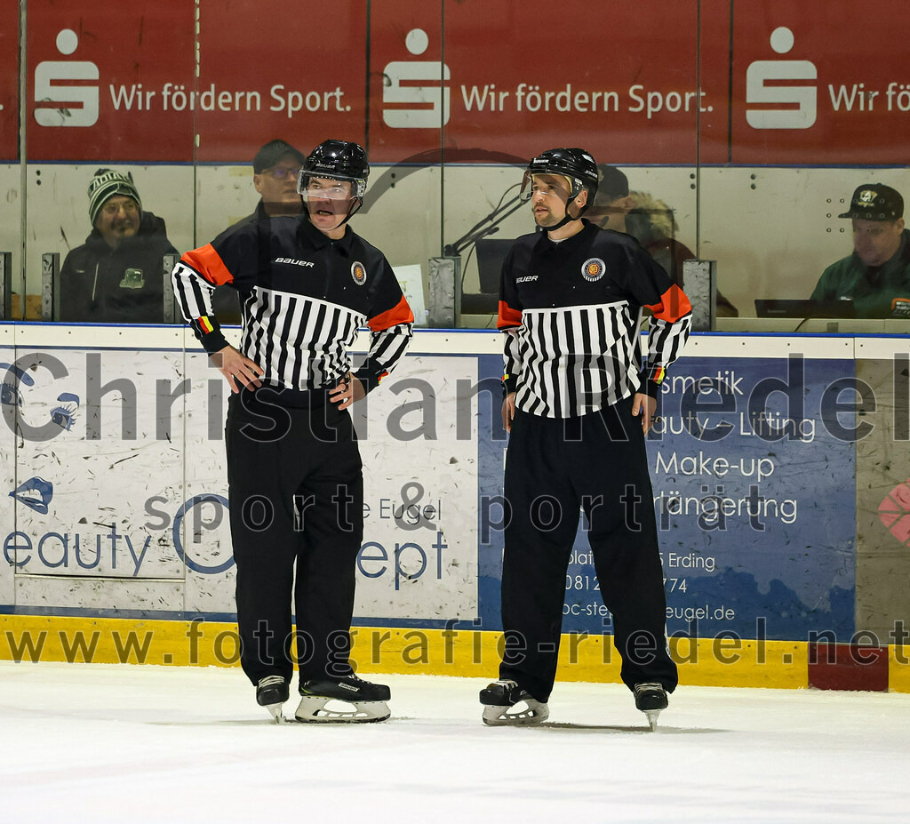 2023-12-17_116_TSV_Erding_gegen_ESC_Kempten | Erding, Deutschland, 17.12.2023:
Eishockey, Bayernliga Vorrunde 2023 / 2024, 18. Spieltag, TSV Erding gegen ESC Kempten, Endergebnis: 5:1

Foto: Christian Riedel / fotografie-riedel.net