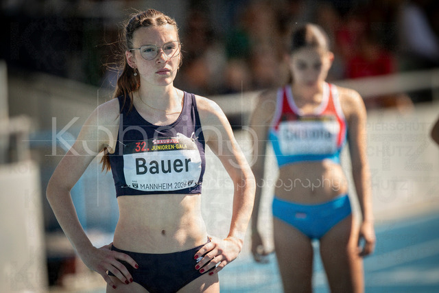 Juniorengala 2026; Mannheim, 13.06.2026 | MANNHEIM, GERMANY - JUNE 13, 2026 :  Smilla Bauer (GER/Erfurter LAC) competing in the women’s U20 800m during the Juniorengala 2026 at Michael-Hoffmann-Stadion on June 13, 2026 in Mannheim, Germany.