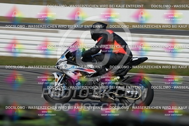 2024_09_01_PBK_34346 | Sportfotografie; SlowMotion; Video; Rennstrecke; Hafeneger; RSE; Speer; Trackday; Motorsportarena; Hockenheimring; Brno; Most; Barcelona; Valencia, Benny; Kaetzmer;