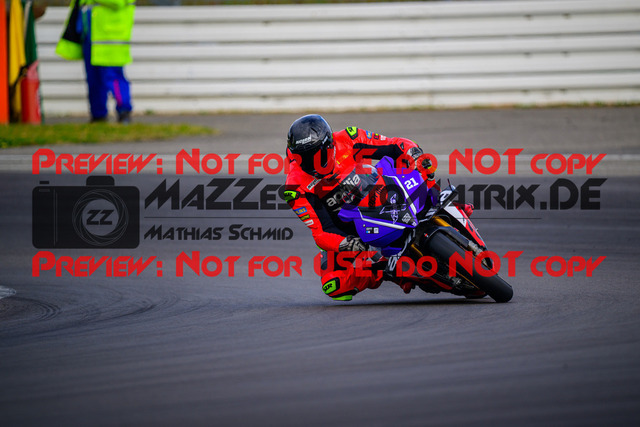 MaZZes_Fotomatrix_20250421_6007705_2290 | WEISS